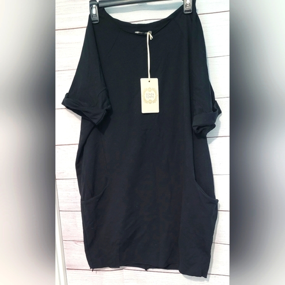 senza tempo Dresses & Skirts - Nwt Senza Tempo made in Italy 🇮🇹 super cute shirt dress size is XS